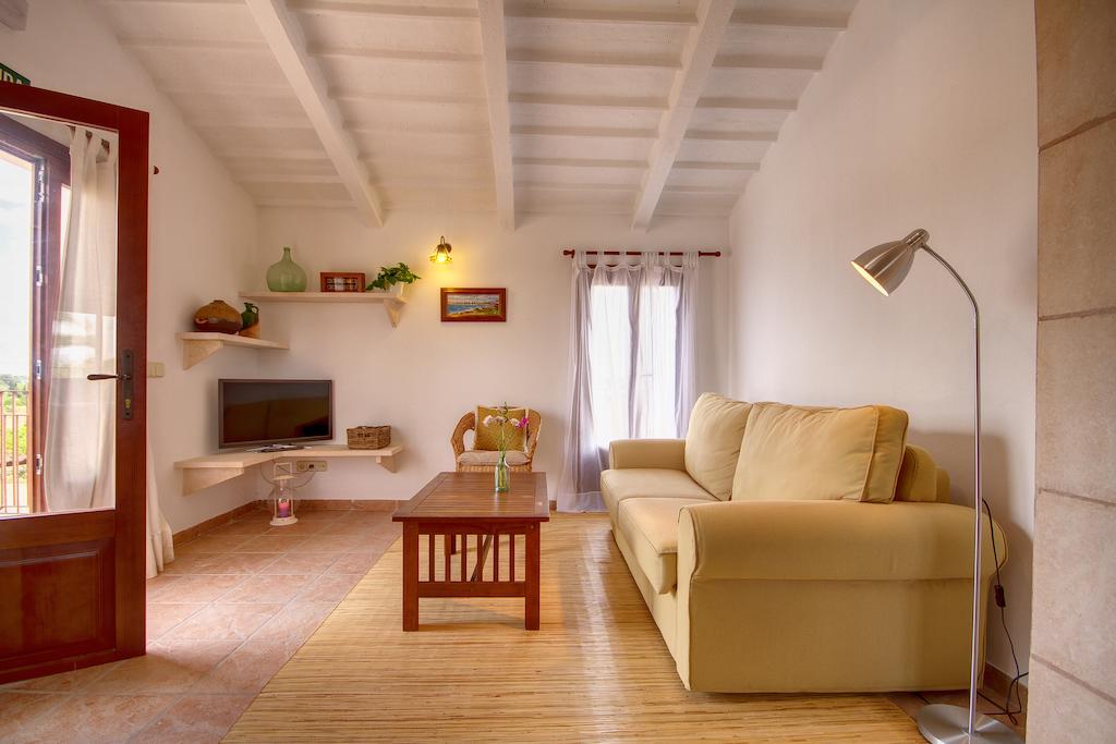 Finca Agroturismo Can Carro Campos  Room photo