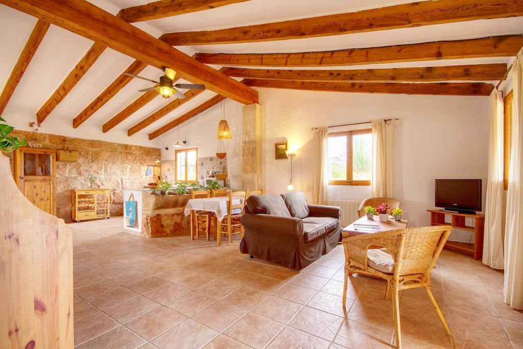 Finca Agroturismo Can Carro Campos  Room photo